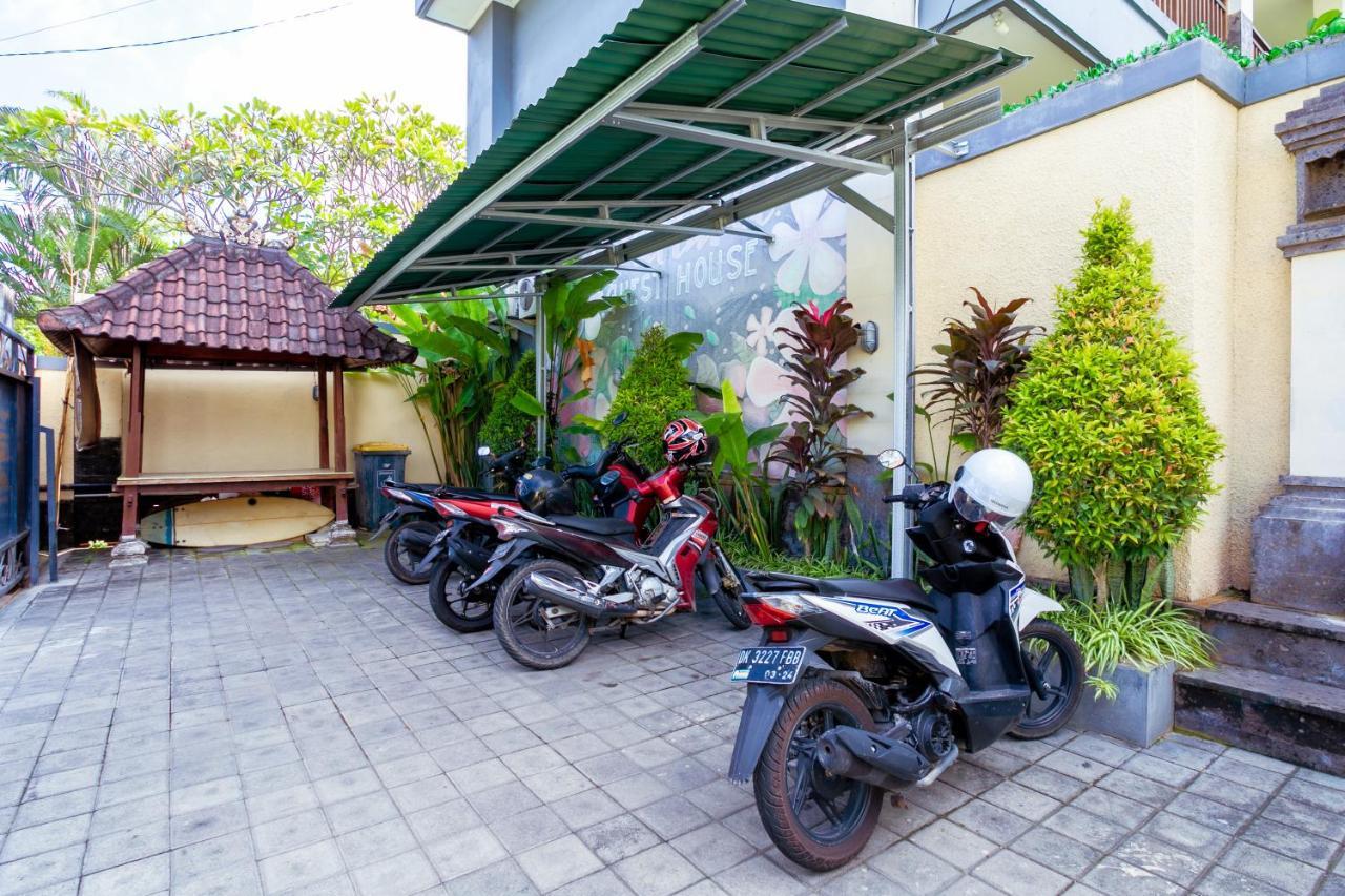 Sakura Guest House Canggu Exterior foto
